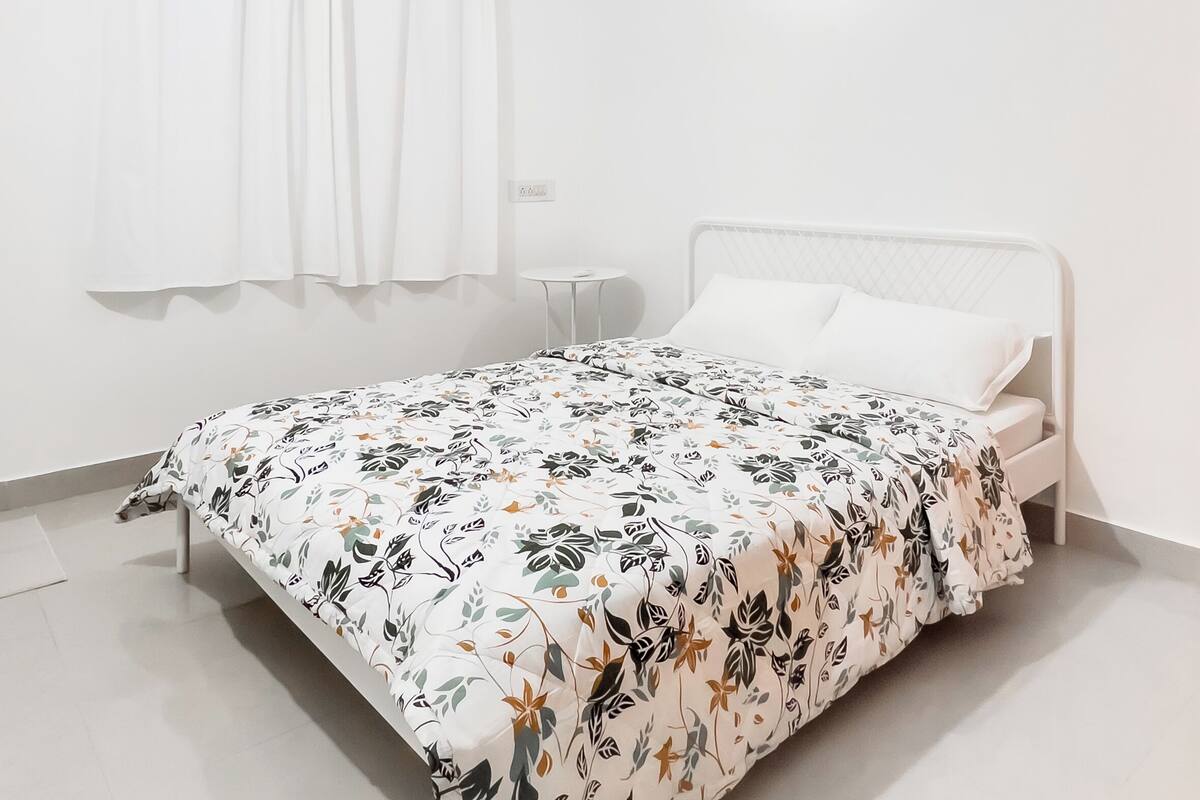 Departamento Premium | Cortinas blackout, tabla de planchar con plancha y wifi gratis