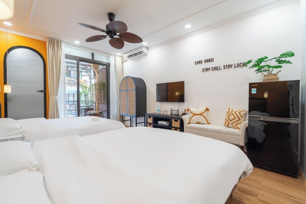 Family Apartment, Balcony, City View | Free WiFi