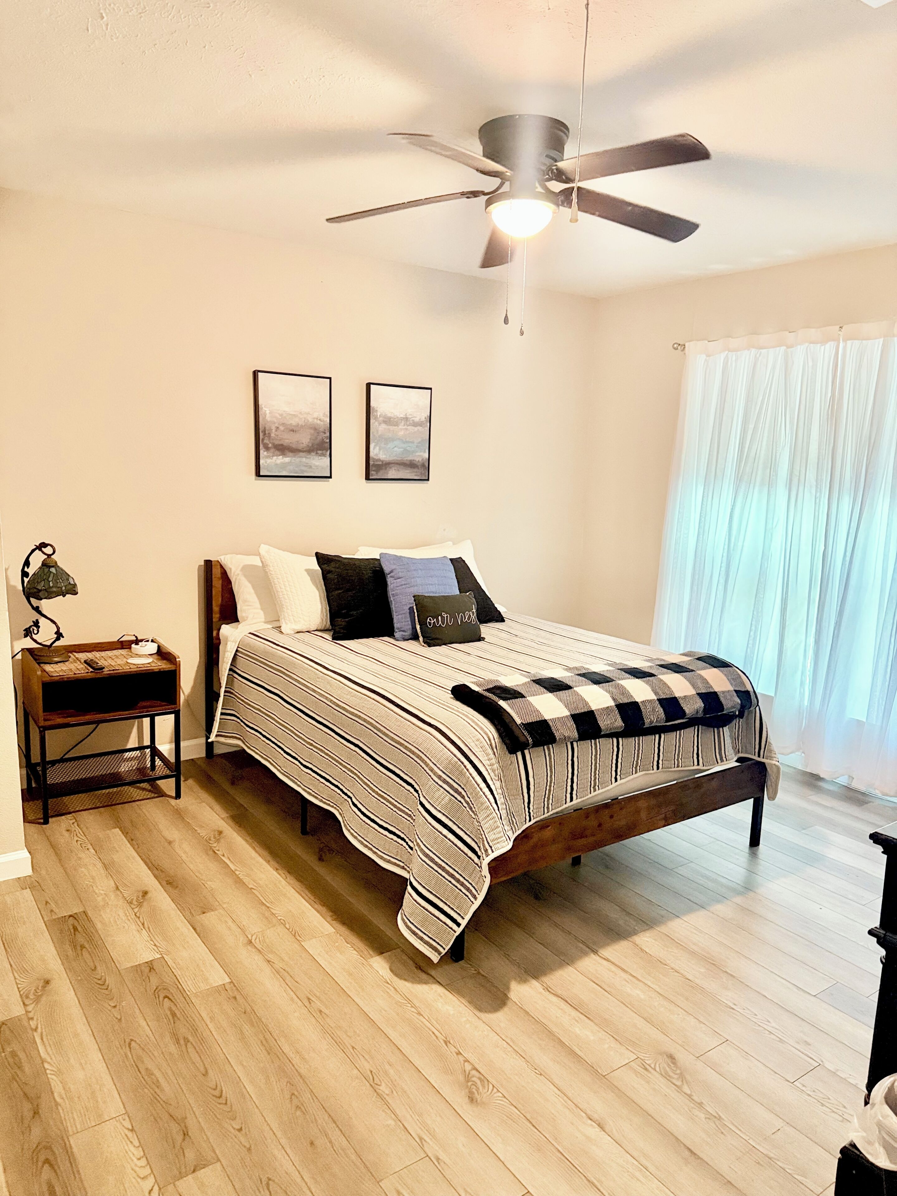 3 sovrum, skrivbord, strykjärn/strykbräda och gratis wi-fi