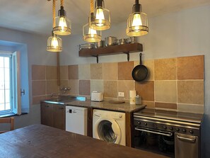 Ofen, Herdplatte, Geschirrspüler