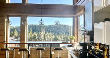 Cliffhanger Chalet