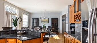 The Sheridan Duo | 11BR + Sauna + 2 Hot Tubs