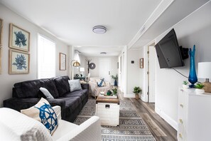 Smart TV - Sheridan 4-Home Combo | 4 Hot Tubs + 18BR by Beach (Michigan City)