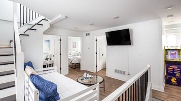 20 habitaciones, tabla de planchar con plancha y wifi gratis