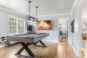 Spielezimmer