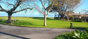 Coastal Motor Lodge