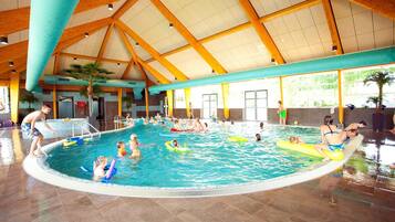Chalet | Pool | Outdoor pool
