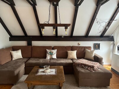 Lovingly furnished vacation home in the mountains