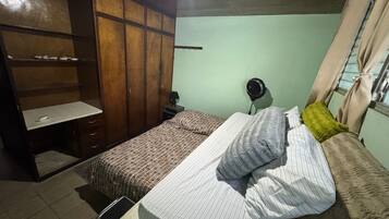 5 camere, ferro/asse da stiro, Wi-Fi gratuito, lenzuola