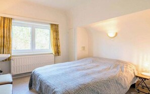 5 bedrooms, free WiFi