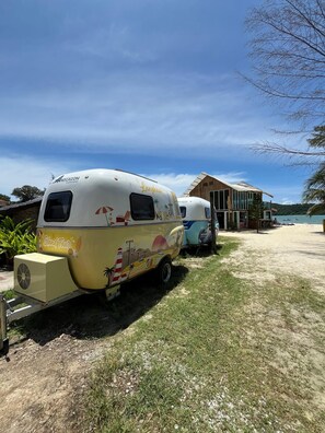 Panoramic Mobile Home | Bed sheets