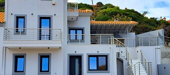 Villa Myrtia I Luxury Seaside Retreat