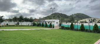 Fulgulab Lawns & Homestays