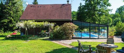 Piscine couverte, piscine chauffée