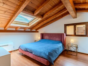 2 bedrooms, Internet