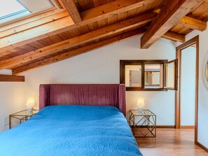 2 bedrooms, internet