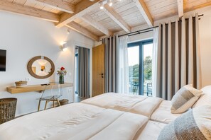 3 habitaciones, tabla de planchar con plancha y acceso a internet 