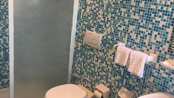 Classic Double Room | Laptop workspace, free WiFi