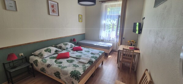 4 bedrooms, free WiFi