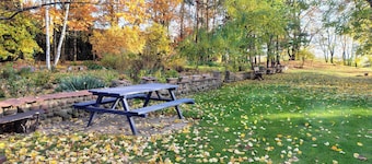 Marvelous Manor House with 4-bedrooms and huge garden in Zakroczym