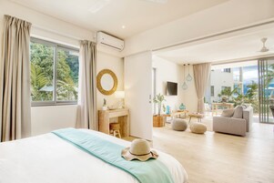 Apartment, 1 Bedroom, Balcony, Ocean View | In-room safe, iron/ironing board, free WiFi