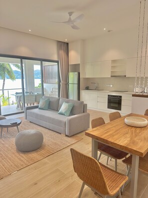 Apartment, 2 Bedrooms, Balcony, Sea View | Private kitchen