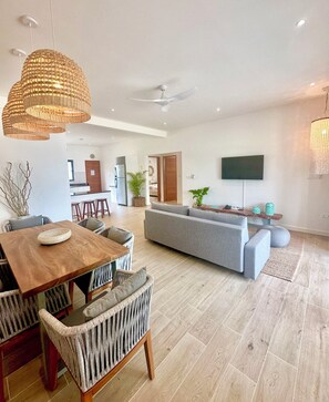Apartamento, 2 habitaciones, patio, vistas a la playa | Cocina privada
