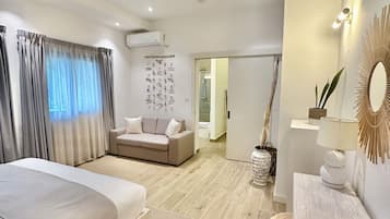 Apartment, 2 Bedrooms, Balcony, Sea View | In-room safe, iron/ironing board, free WiFi