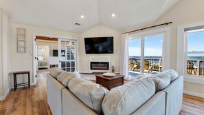 Smart TV, fireplace, DVD player, books - Luxury Sound-Front w/Ocean View (Rodanthe)