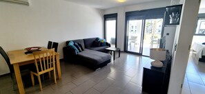 Apartment | Living room