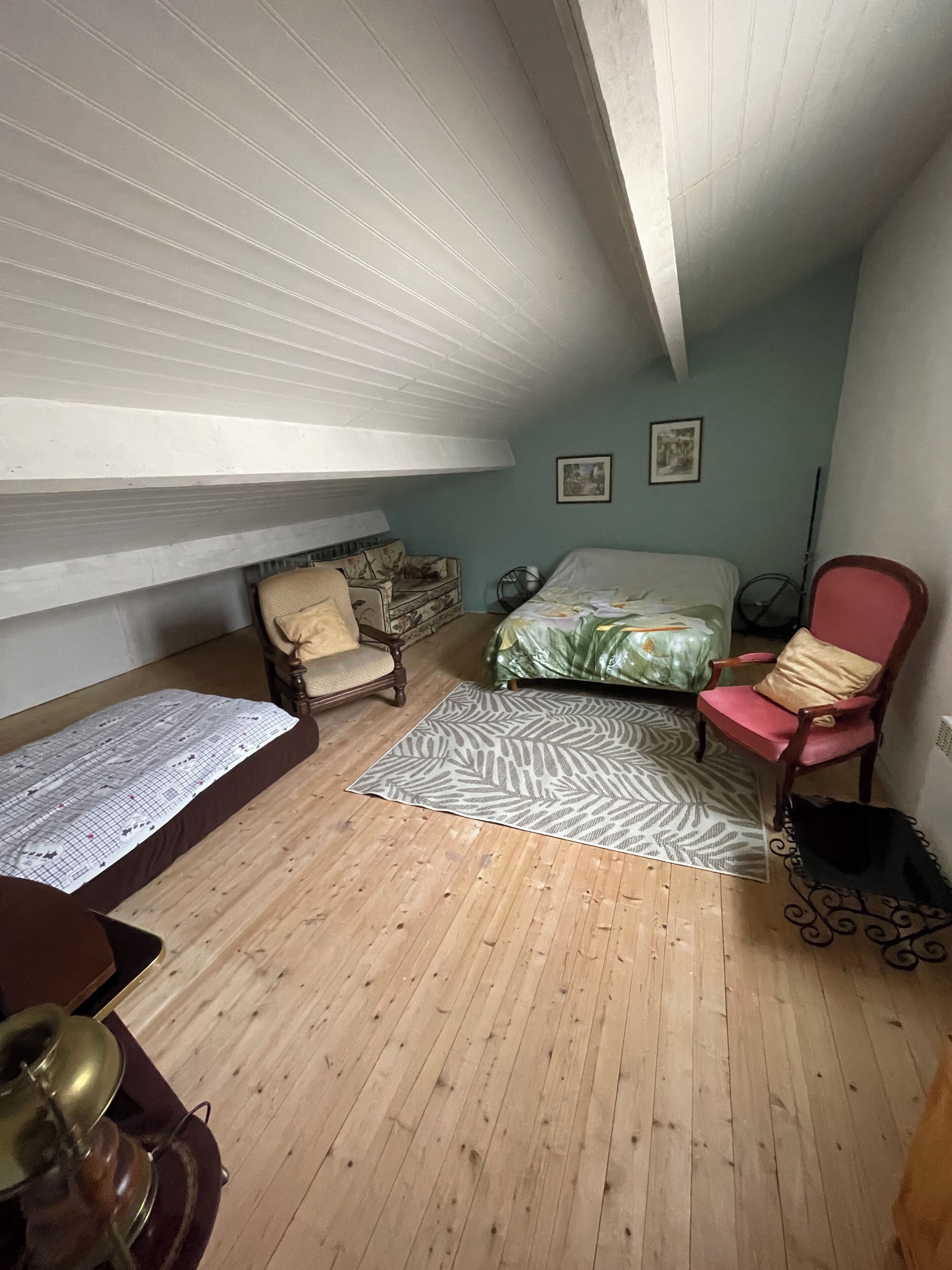 2 chambres, fer et planche à repasser, accès à Internet, literie fournie