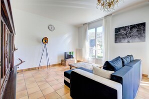 Fernseher, Bücher