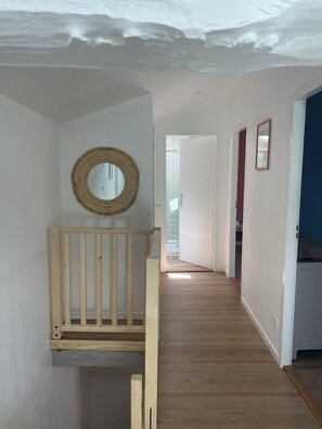 Interior - Oleronaise house sleeps 6 totally renovated in the heart of St Georges d'oleron (Saint-Georges-d'Oléron)