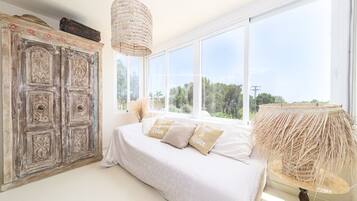3 bedrooms