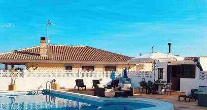 Cozy chalet in the quiet / Loisirs, Nature & Jacuzzi for the whole family