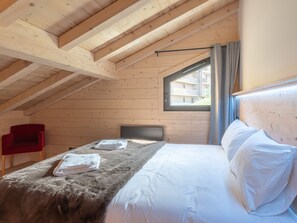 4 bedrooms, free WiFi, bed sheets