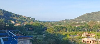 TRA MARE E COLLINA C'è BELMARE