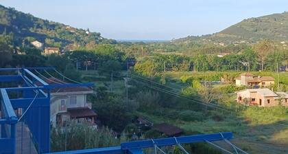 TRA MARE E COLLINA C'è BELMARE