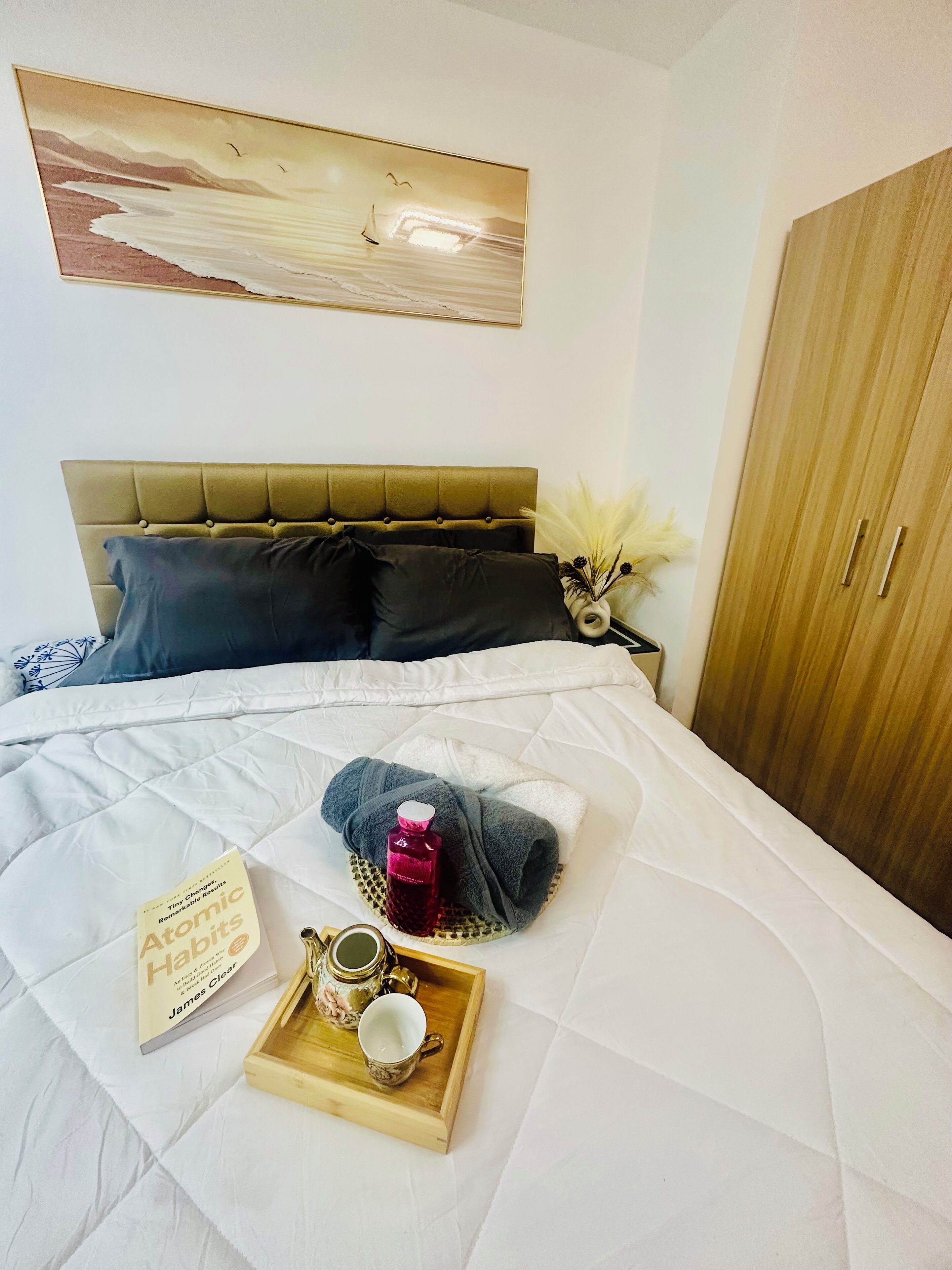 1 bedroom, internet, bed sheets