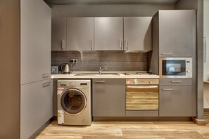 Microwave, dishwasher
