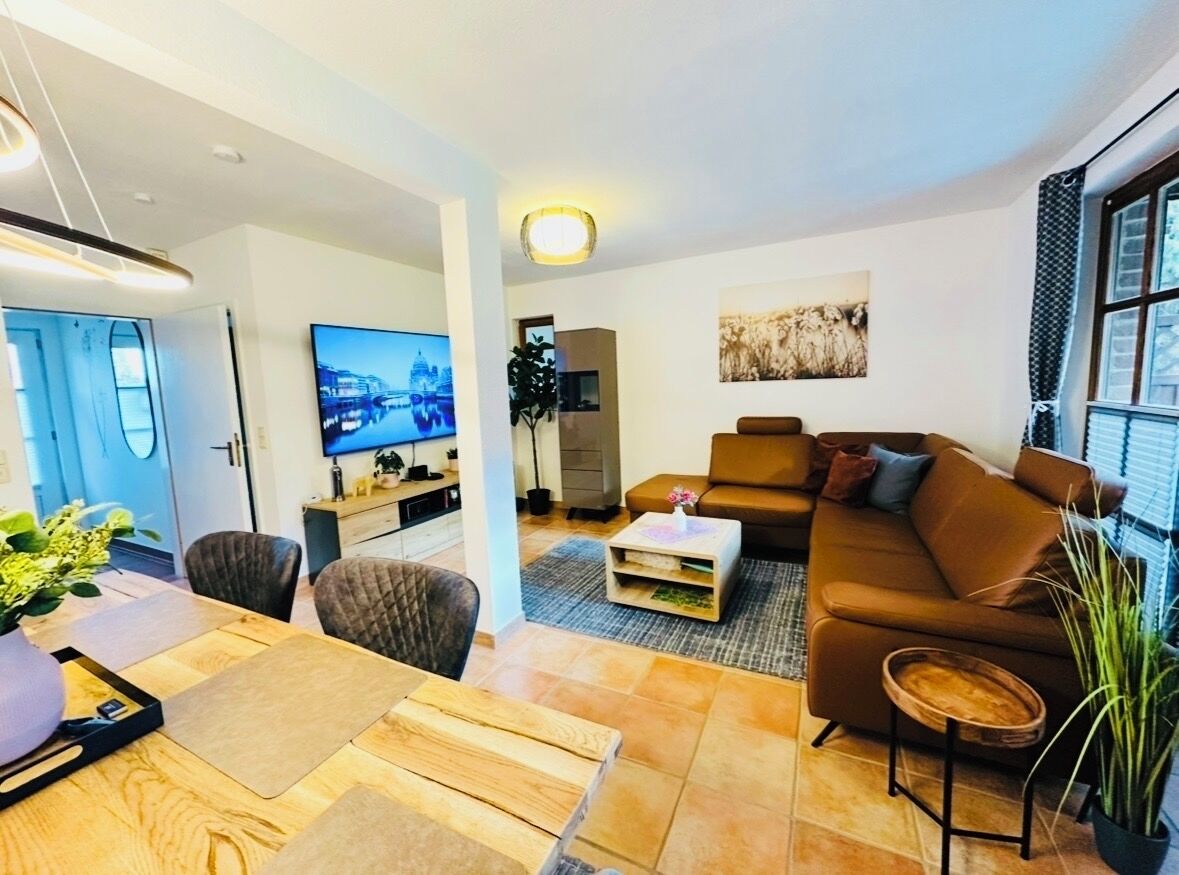 Smart-tv, pejs, videospil, bordtennisbord