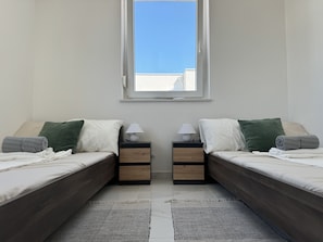 2 bedrooms, WiFi, bed sheets
