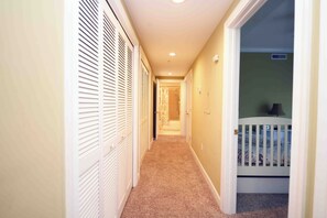 3 Schlafzimmer, Bügeleisen/Bügelbrett, WLAN, Bettwäsche