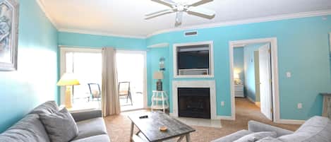 Smart TV, fireplace, DVD player