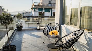 700 Luxury Suite | Balcony