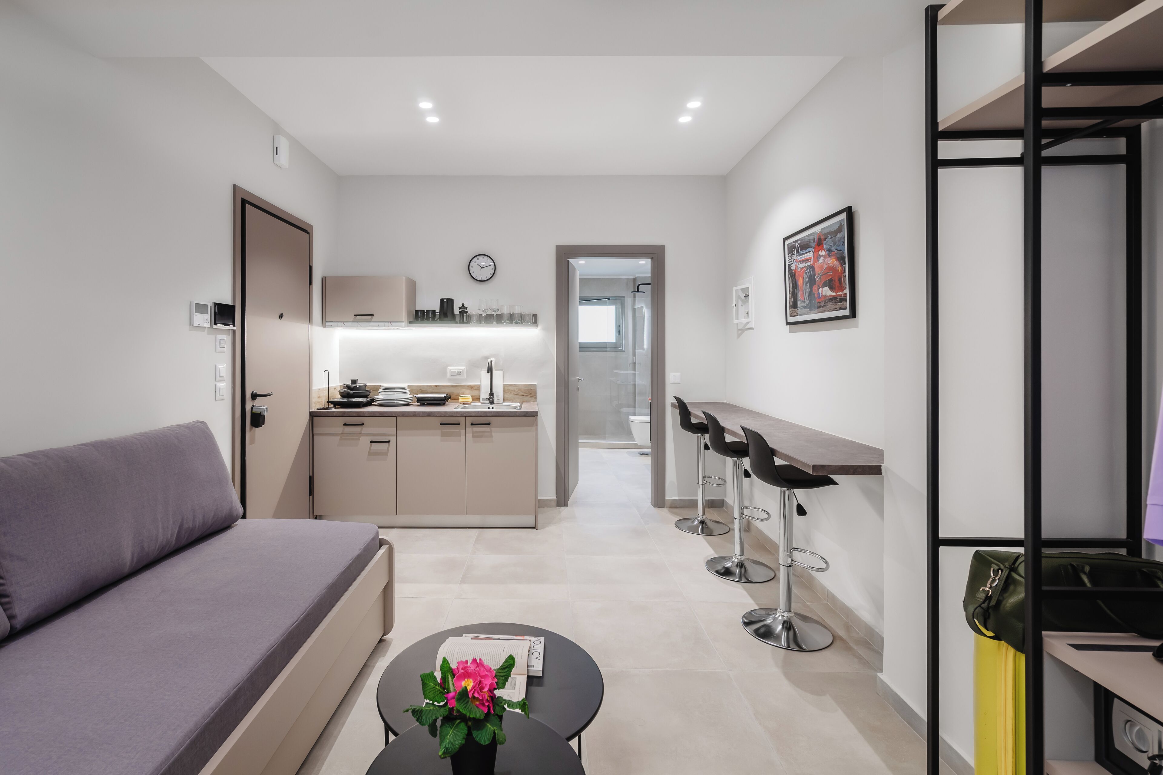 Caja de seguridad en la habitación, cortinas blackout y insonorización 