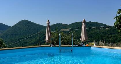 Farmhouse with incredible view with pool