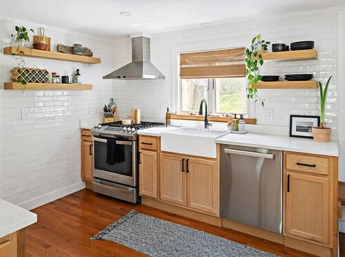 The Horseshoe Crib; Minutes to Beach & Downtown