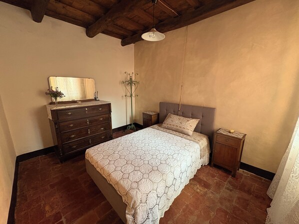 2 soverom og sengetøy