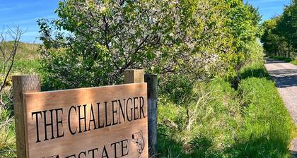 The Challenger Estate - Lodge